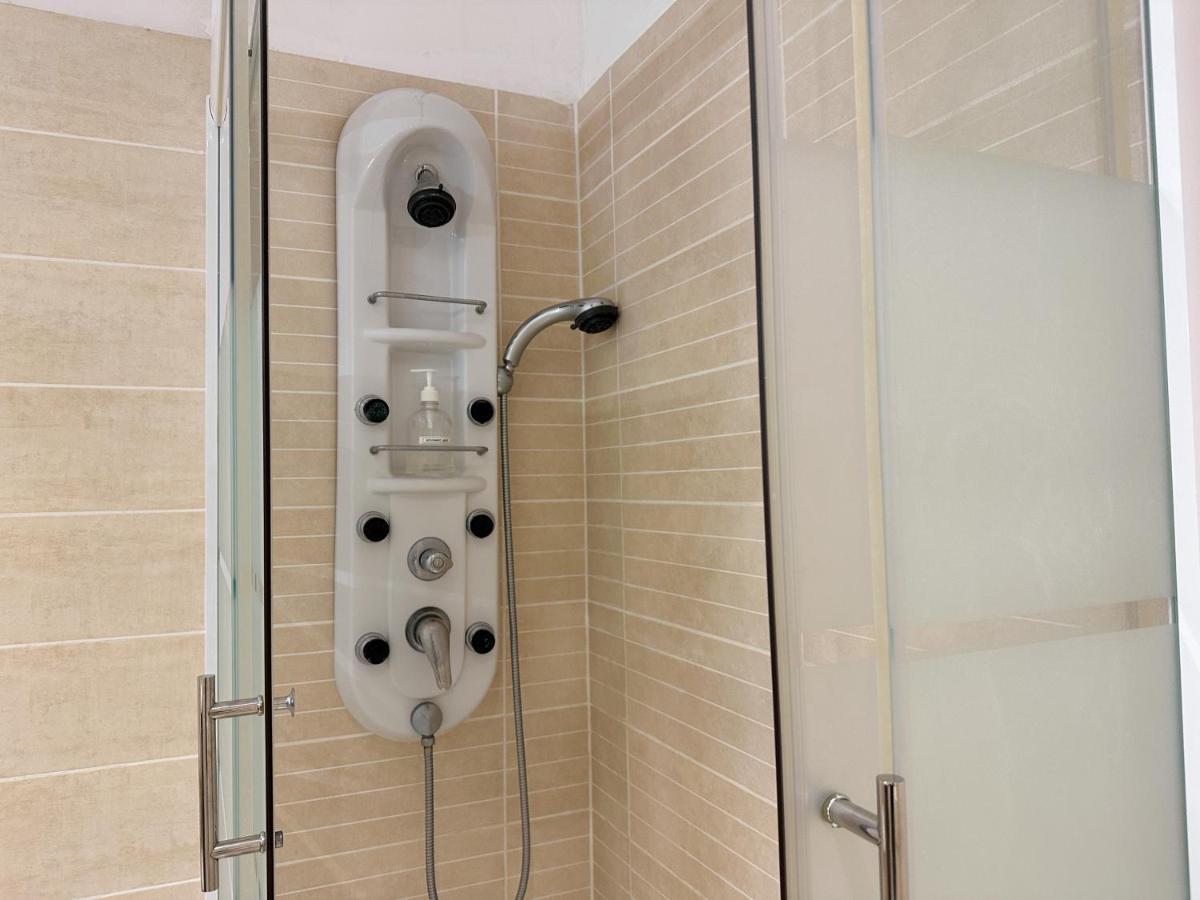 Rambla Catalunya Center Hotel Барселона Екстериор снимка